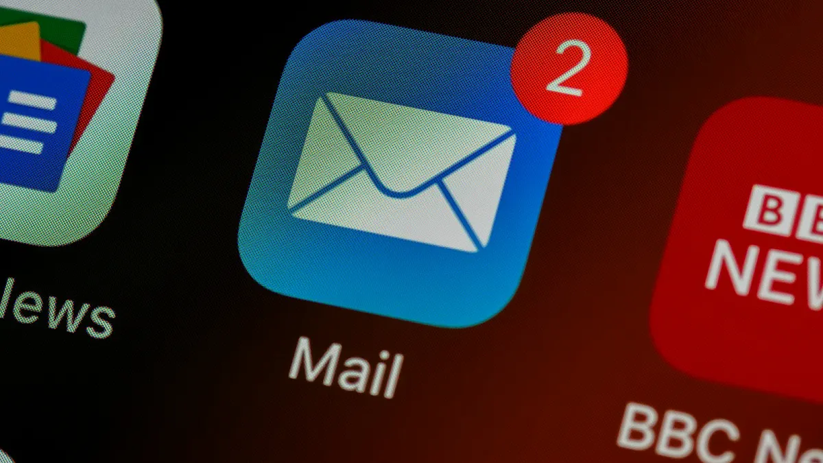 A mail app with unread messages